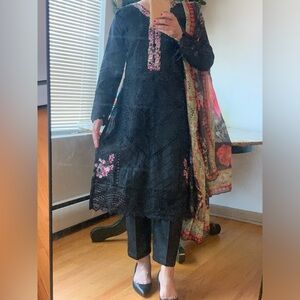 Black 3 piece cotton  suit size small. New wore only for picture.